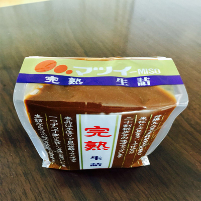 Sojabohnen-Sushi Zutaten Primärzutat Schwarze Sojabohnen-Miso-Sauce für die normale Lagerung