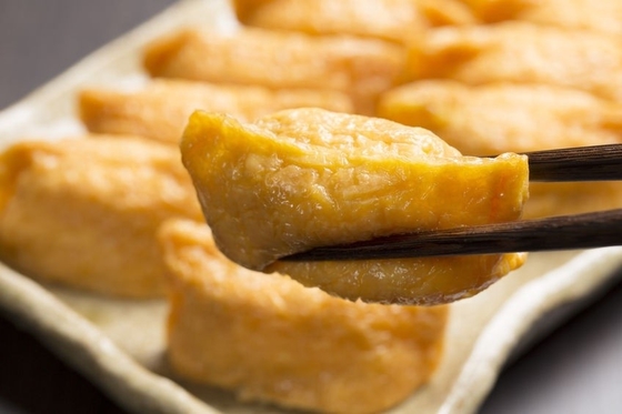 FROZEN AJITSUKE Sojabohnenkurze HACCP-zertifiziertes Inari-Tofu mit traditionellen Gewürzen