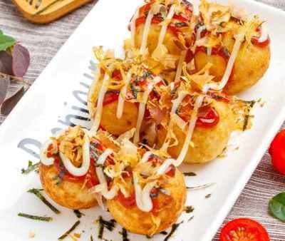 Köstliche Takoyaki-Achseballen für die Bequemlichkeit und Authentizität