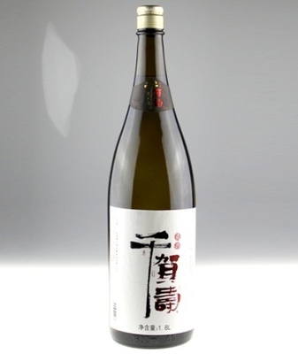 Chinesischer Stil Grüner Pflaumenwein OEM 10,5% 14% mit einer Haltbarkeit von 36 Monaten