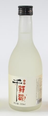 Chinesischer Stil Grüner Pflaumenwein OEM 10,5% 14% mit einer Haltbarkeit von 36 Monaten